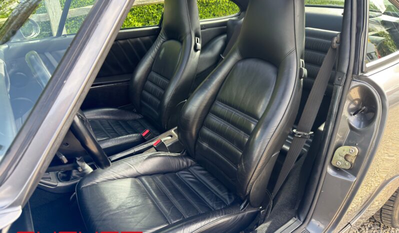 Porsche 964 Carrera 4 1993 complet