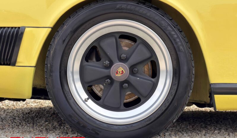 Porsche 911 Carrera 3.2 Cabriolet 1987 complet