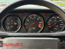 Porsche 911 Carrera 3.2 Cabriolet 1987 complet