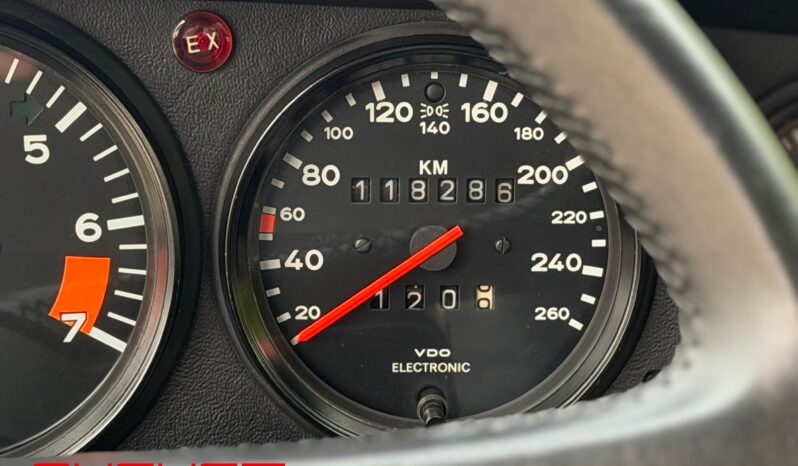 Porsche 911 Carrera 3.2 Cabriolet 1987 complet