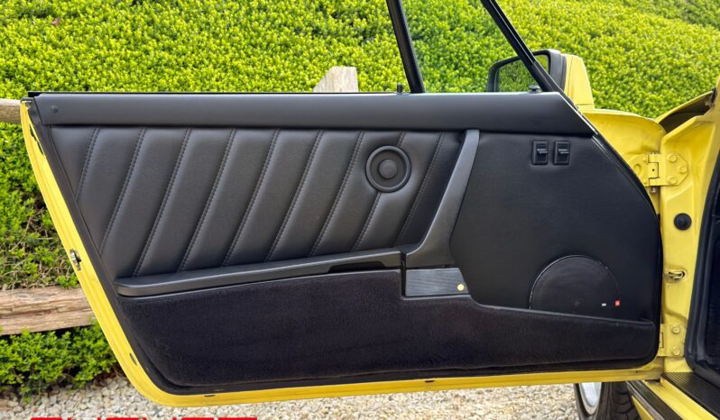 Porsche 911 Carrera 3.2 Cabriolet 1987 complet