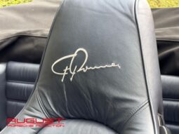 Porsche 911 Carrera 3.2 Cabriolet “Jubilé” 1988 complet