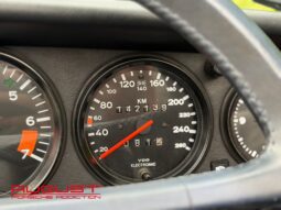 Porsche 911 Carrera 3.2 Cabriolet “Jubilé” 1988 complet
