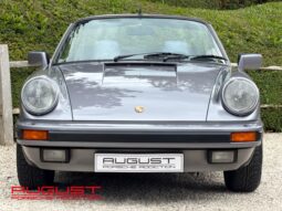 Porsche 911 Carrera 3.2 Cabriolet “Jubilé” 1988 complet