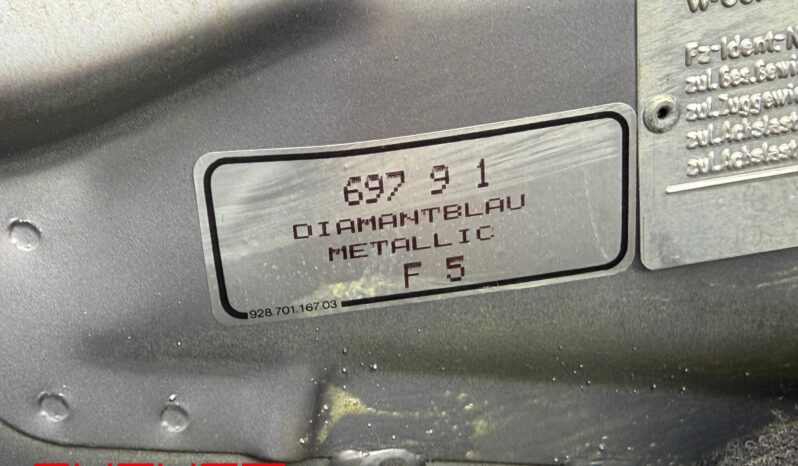 Porsche 911 Carrera 3.2 Cabriolet “Jubilé” 1988 complet