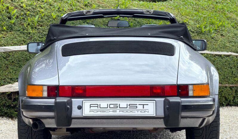 Porsche 911 Carrera 3.2 Cabriolet “Jubilé” 1988 complet