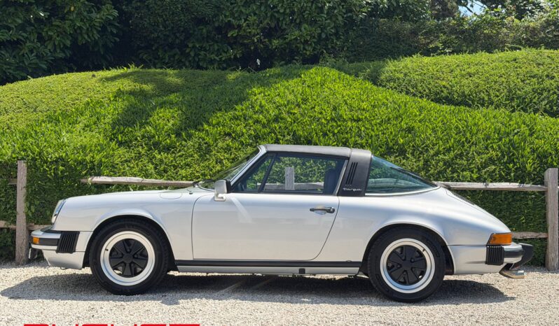 Porsche 911 2.7 Targa 1977 complet