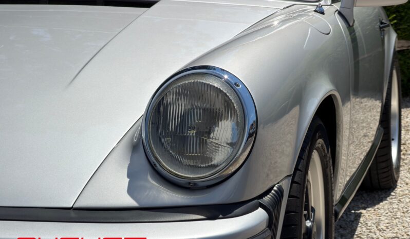 Porsche 911 2.7 Targa 1977 complet