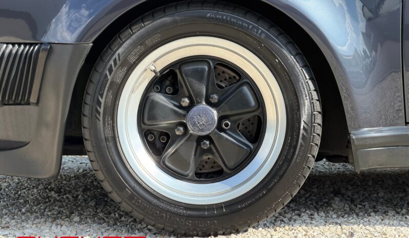 Porsche 930 Turbo 3.3 1989 complet