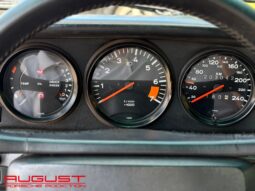 Porsche 911 Carrera 3.2 Targa 1989 complet